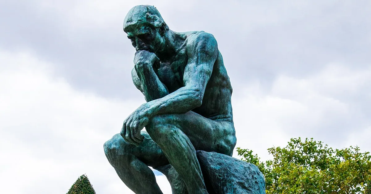 "Statua de Il Pensatore di Auguste Rodin, simbolo della riflessione e del pensiero critico