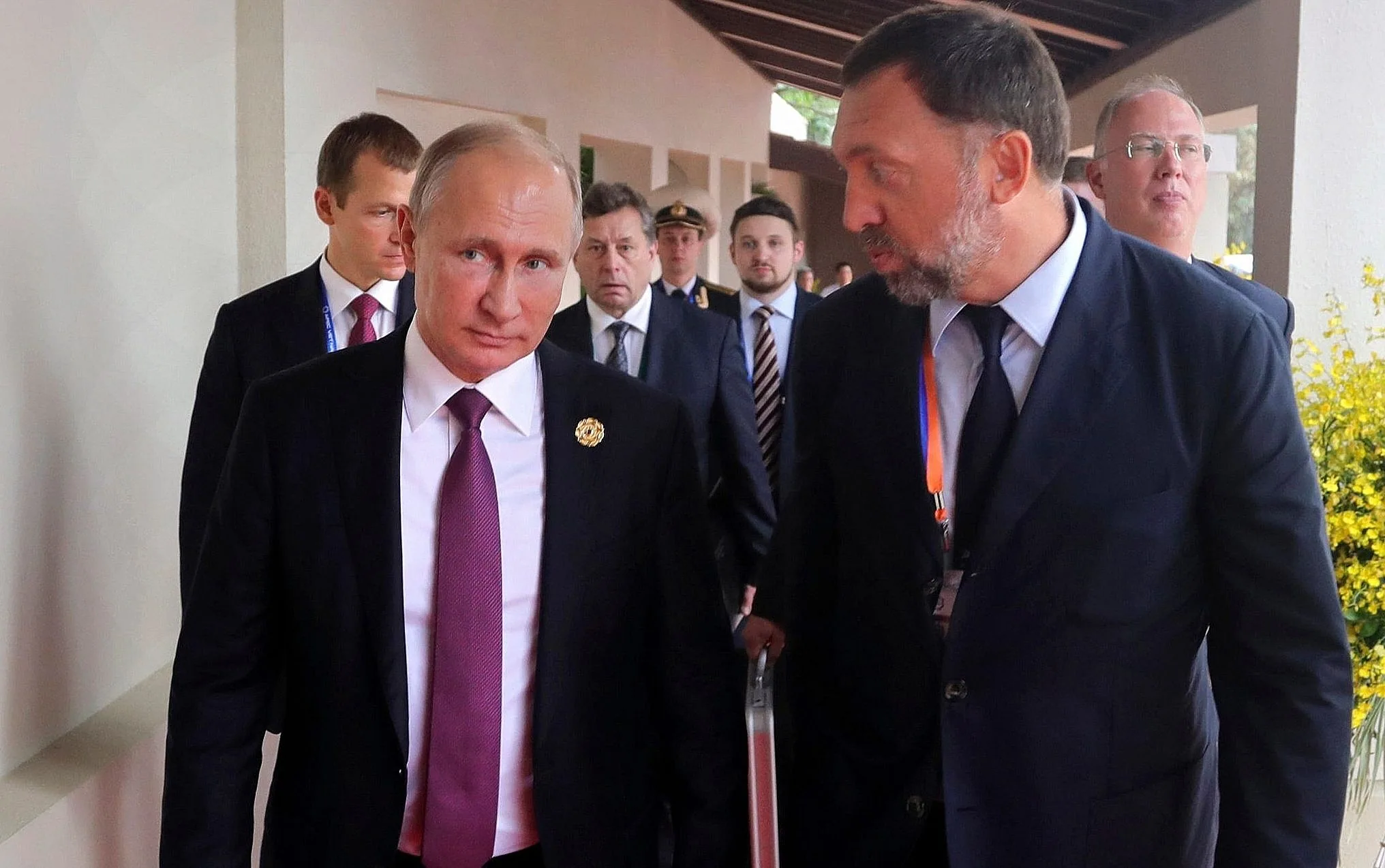 Putin con Deripaska coinvolto nell'ampliamento della base NATO in Romania